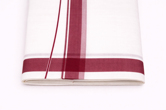 Traditional Kerala double mundu with classic design, handwoven by Ramachandra Kuthampully Handlooms.