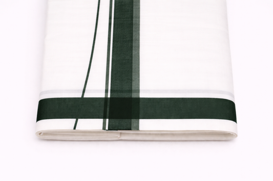 Traditional Kerala double mundu with classic design, handwoven by Ramachandra Kuthampully Handlooms.